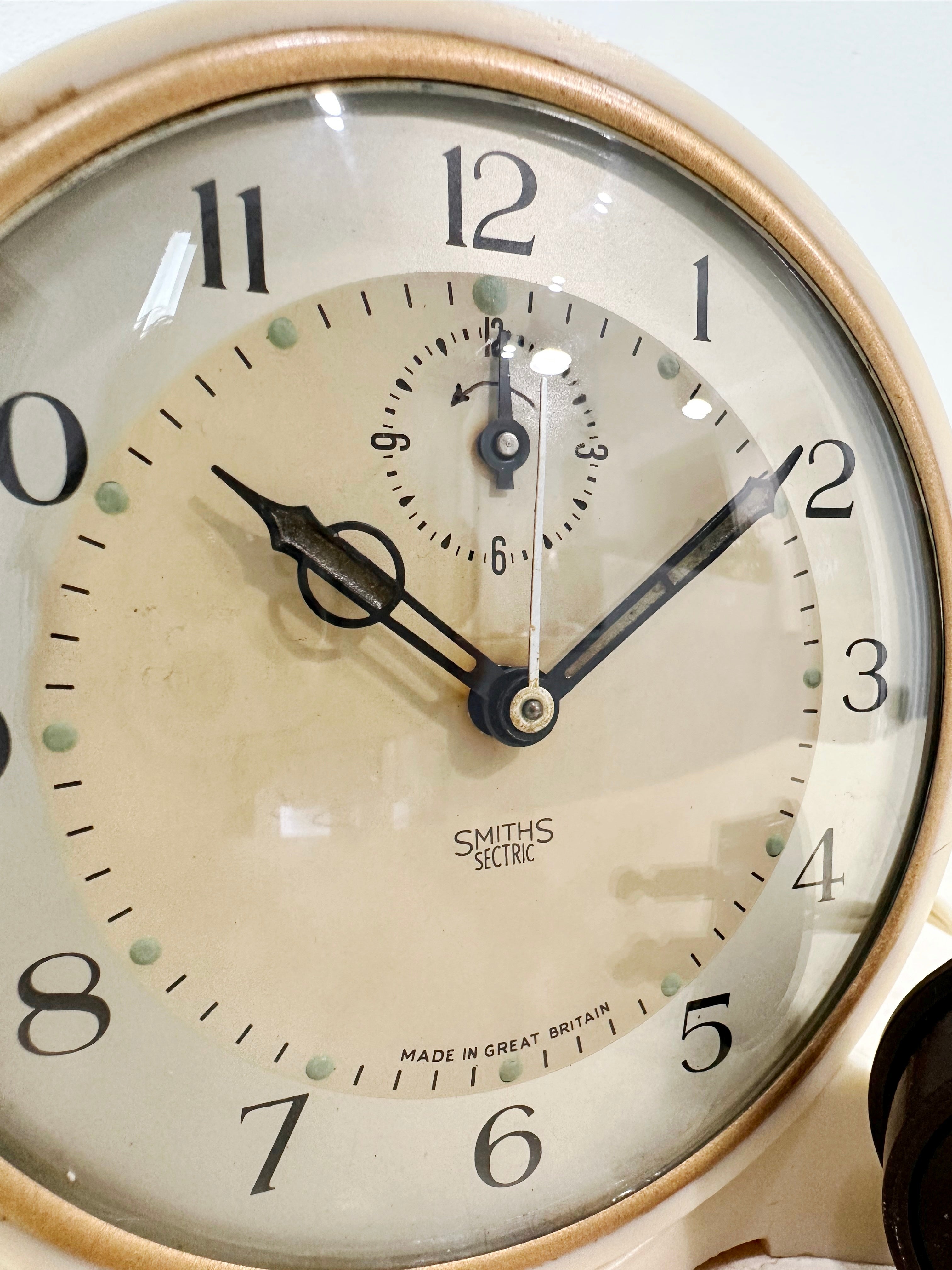 Vintage Smiths Sectric Electric Bakelite Alarm Mantel Clock | eXibit collection