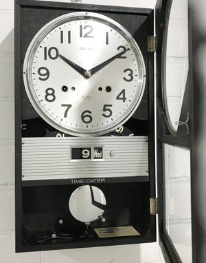 Original Vintage Seiko 30 Day Date Wall Clock | eXibit collection