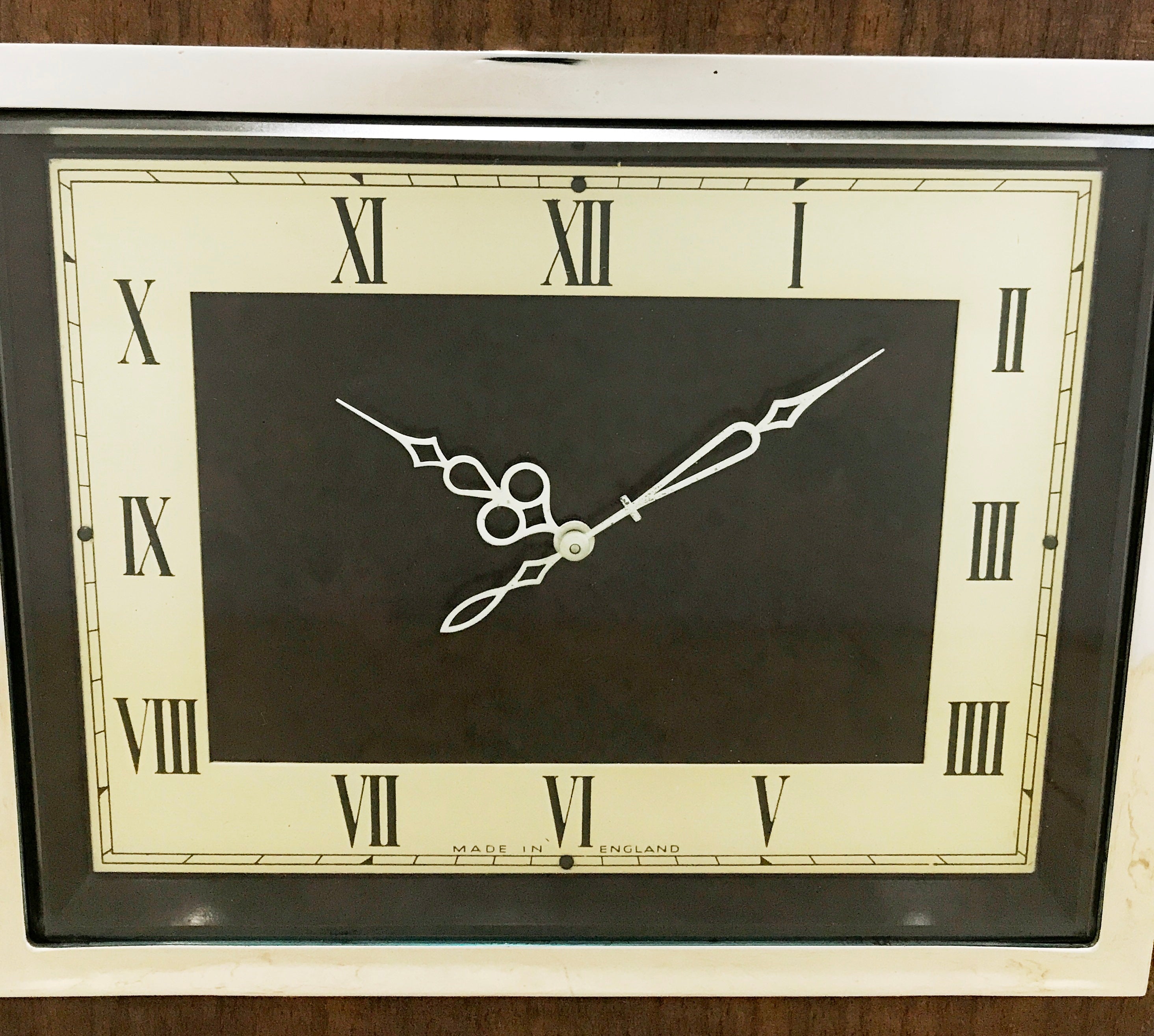 Vintage Art Deco Mantel Clock | eXibit collection