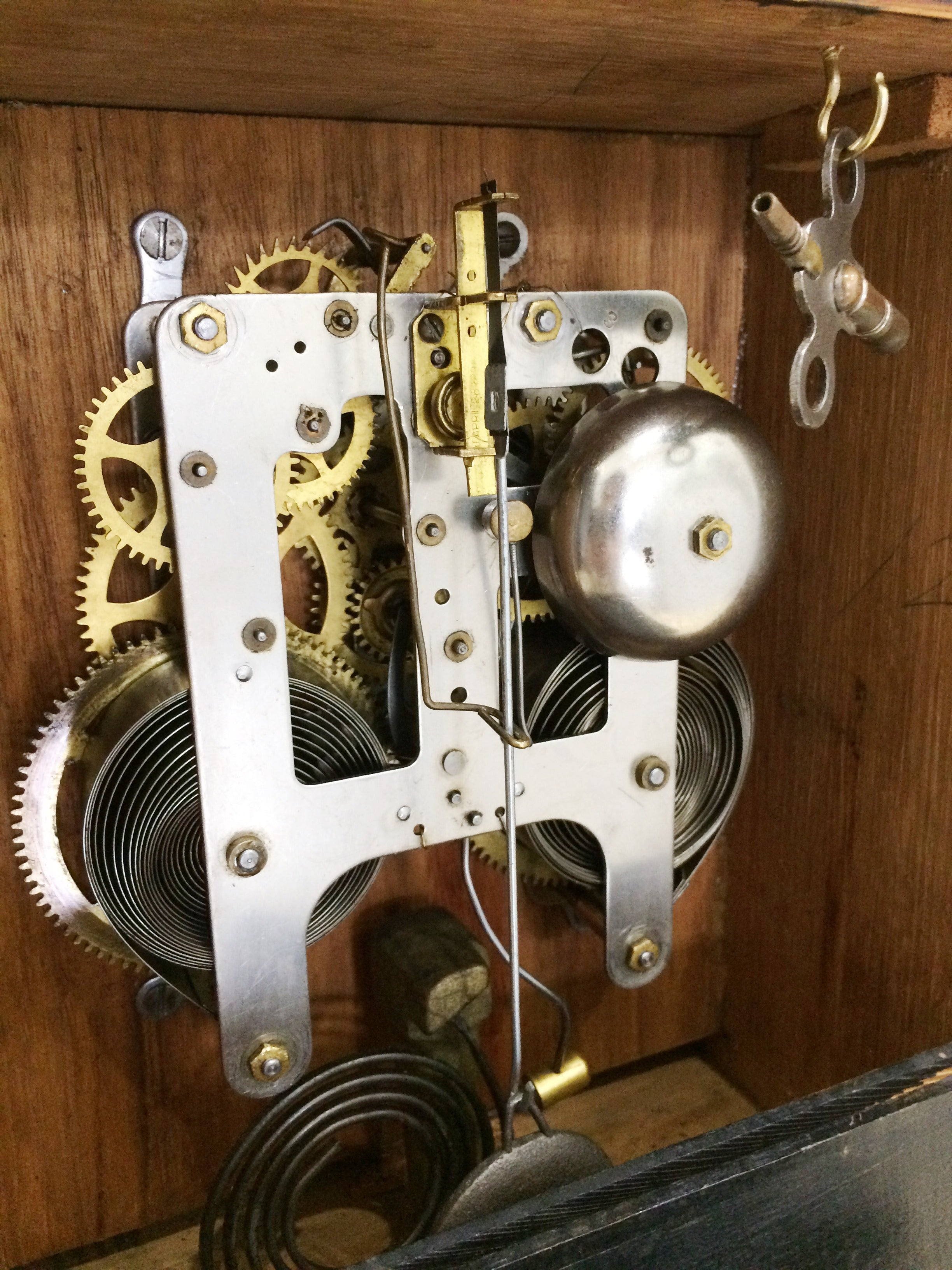Antique GILBERT U.S.A Mantel Clock | eXibit collection