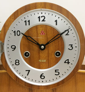 Vintage Retro Mantel Clock | eXibit collection